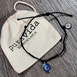 Pura Vida starry night charm bracelet CHANGES COLORS